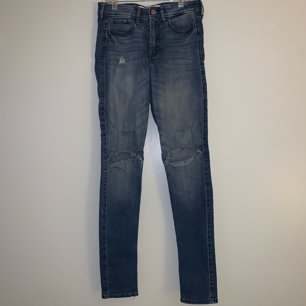 New Hollister High Rise Distressed Skinny Jeans